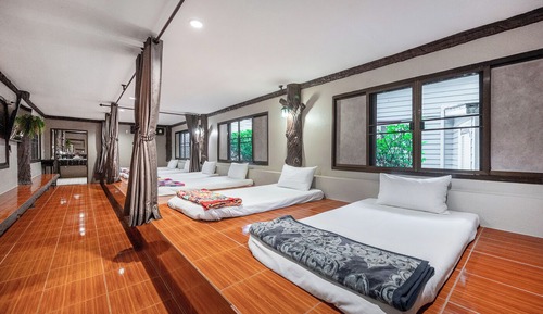 Habitación Grand, varias camas