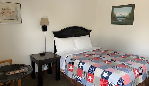 Basic Single Room, 1 Queen Bed