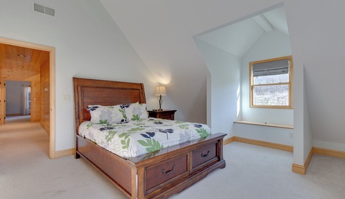 Estudio (3 Bedrooms)