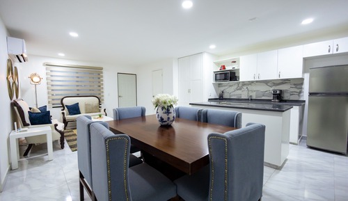 1 Bedroom Suite