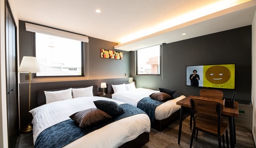 Apartamento (Studio with 3 double beds)
