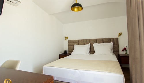 Habitación Grand con 1 cama doble o 2 individuales