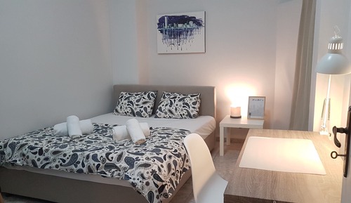 Family Apartment, 6 Bedrooms, City View