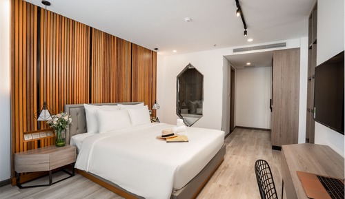 Suite, 1 cama de matrimonio grande, bañera, vistas al río (Riverfront)