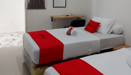 Habitación con 2 camas individuales