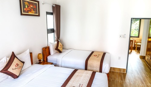 Habitación triple Deluxe, vistas a la piscina