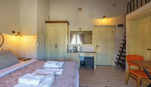 Habitación, chimenea