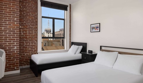 Suite Deluxe, 2 habitaciones, no fumadores (Broadway)