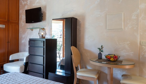 Estudio superior (for 2)