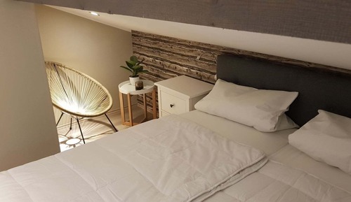 Apartamento, 2 habitaciones, balcón