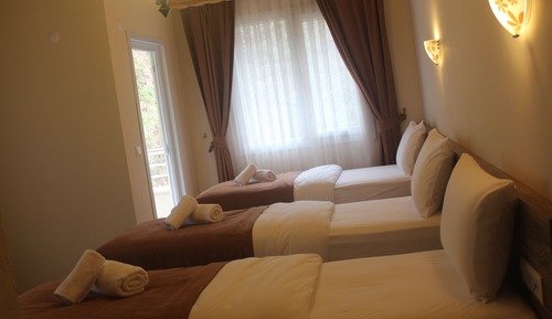 Habitación triple clásica