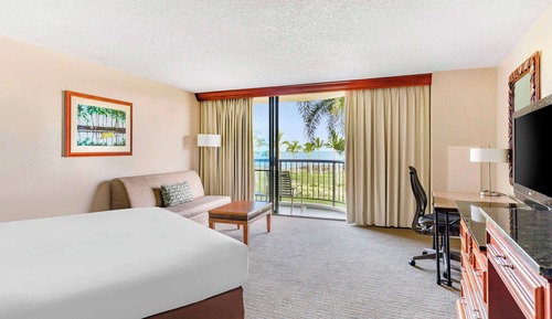 Habitación, 1 cama de matrimonio grande con sofá cama, vistas parciales al mar