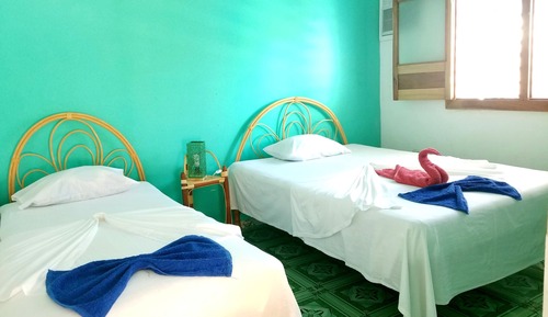 Habitación Confort doble, 2 camas dobles, accesible para personas con discapacidad, fumadores