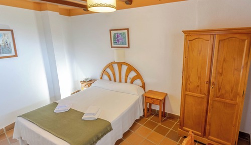 Habitación económica doble, 1 cama doble, vistas a la montaña