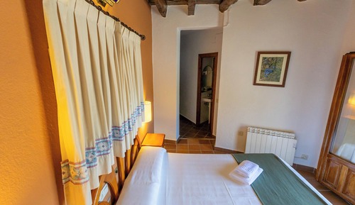 Habitación doble, 1 cama doble, balcón, vistas a la montaña