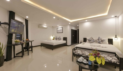 Habitación cuádruple familiar, 2 camas de matrimonio, bañera
