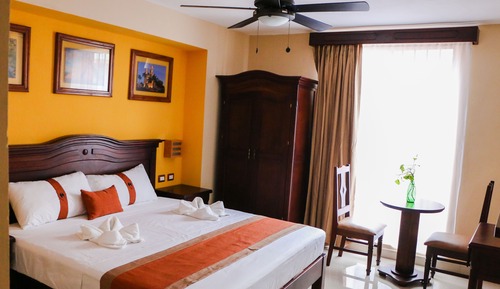 Habitación Confort doble, 1 cama de matrimonio grande