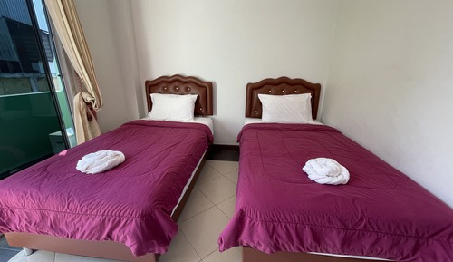 Habitación estándar con 2 camas individuales