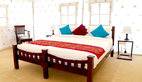 Tienda Deluxe, 1 cama doble, no fumadores