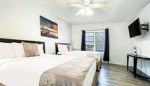 Habitación Deluxe, 2 camas de matrimonio, no fumadores