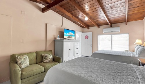 Habitación cuádruple económica, baño privado