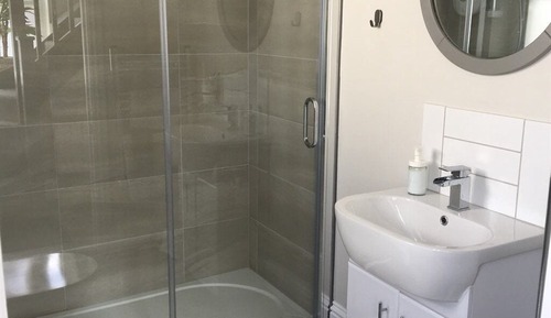 Apartamento, baño privado, vistas al jardín