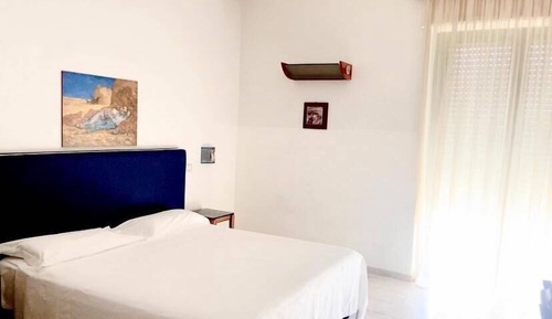 Habitación clásica con 1 cama doble o 2 individuales
