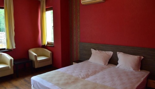 Deluxe Junior Suite