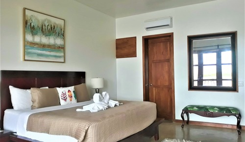 Ático, 3 habitaciones, vistas al lago