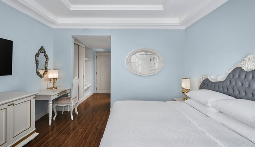 Habitación Deluxe, 1 cama de matrimonio grande, vistas a la ciudad