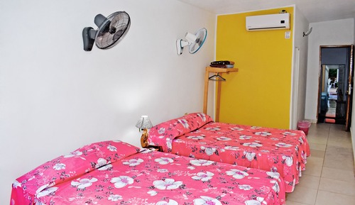 Habitación cuádruple familiar, vistas a la ciudad