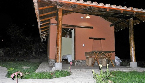 Bungalow Confort, 1 cama de matrimonio grande, baño privado