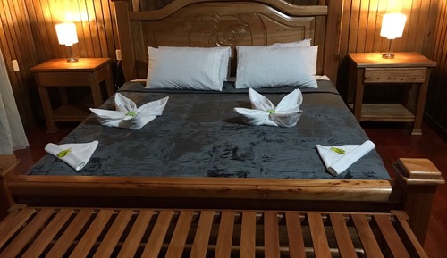 Habitación Deluxe doble, 1 cama de matrimonio grande, no fumadores, vistas a la laguna