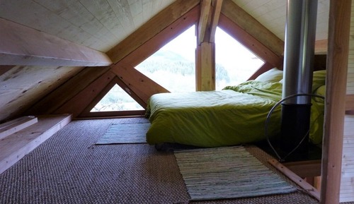 Casa en un árbol, baño privado, vistas a la montaña (La Cabane des Cerfs )