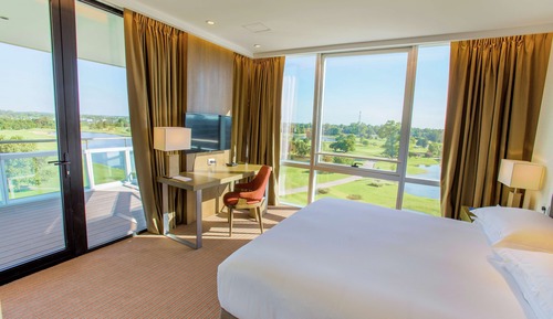Suite, terraza, en esquina
