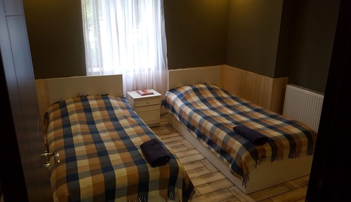 Casa básica, 2 camas individuales, no fumadores