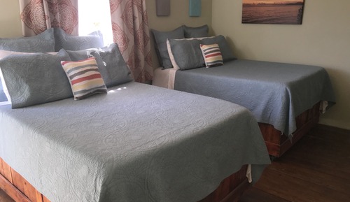 Habitación Deluxe doble, 2 camas dobles, balcón, vistas parciales al mar (Room #3)