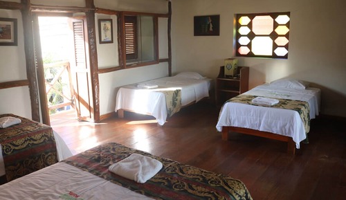 Habitación cuádruple (fan)