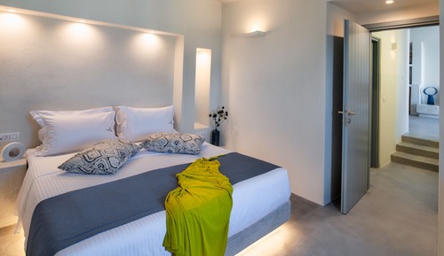 Beyond Suite with Outdoor Jacuzzi