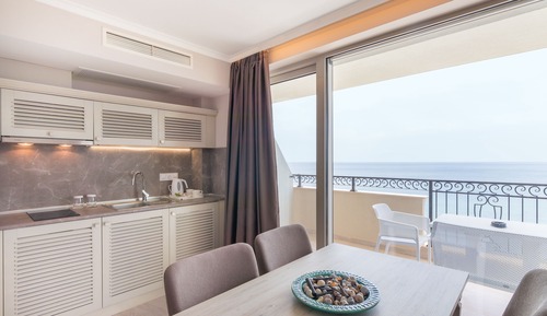 Suite, vistas al mar