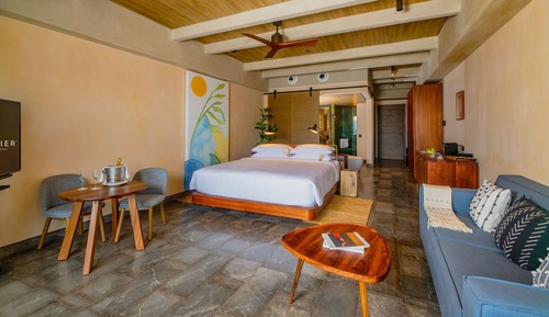 Inspira Junior Suite Swim Out - King