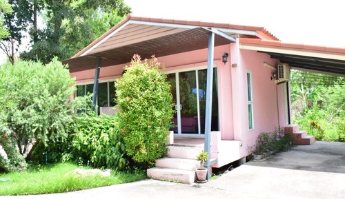 Standard Room with Garden View