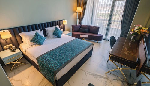 Habitación Deluxe doble, 1 cama de matrimonio grande, no fumadores, vistas a la ciudad