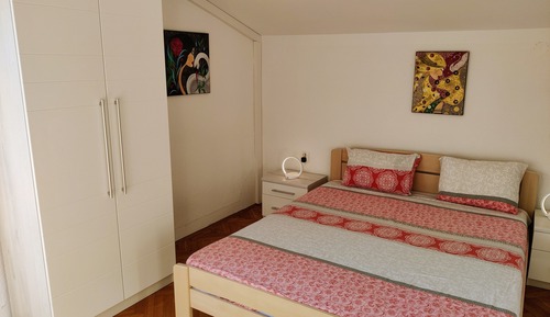 Estudio superior, 1 cama de matrimonio