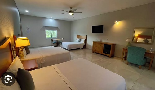 Habitación triple clásica, varias camas