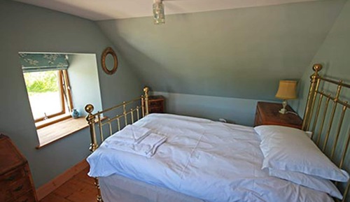 Habitación individual, baño compartido
