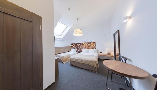 Habitación triple estándar (Stable)