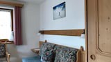 Apartment (4)