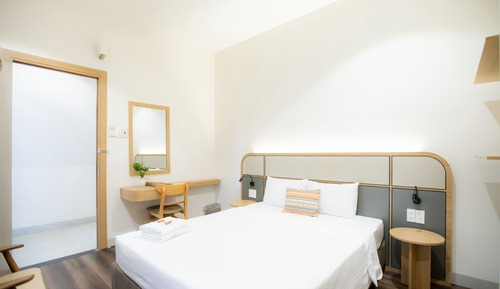 Habitación superior con 1 cama doble o 2 individuales