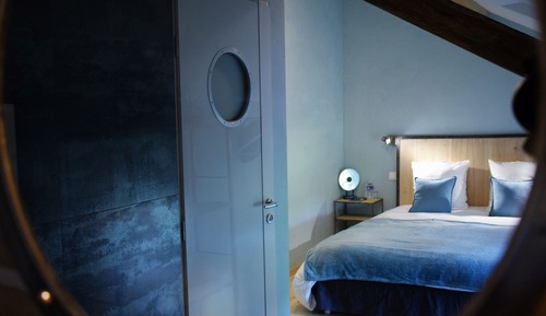 Habitación doble, 1 cama de matrimonio grande, balcón, vistas al jardín